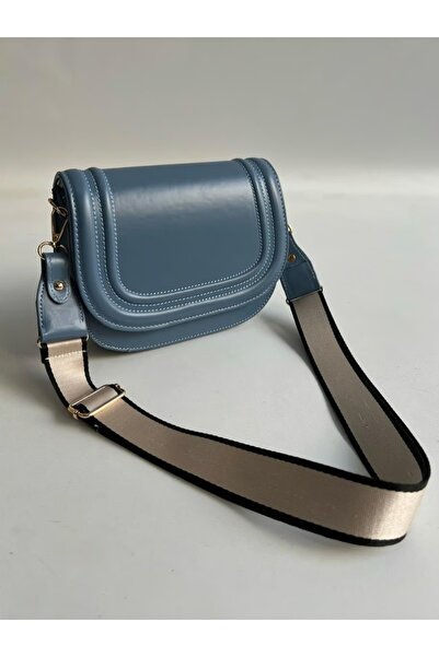 Gül Karatekin Сумка через плече з підвіскою з канвасу - три відділення