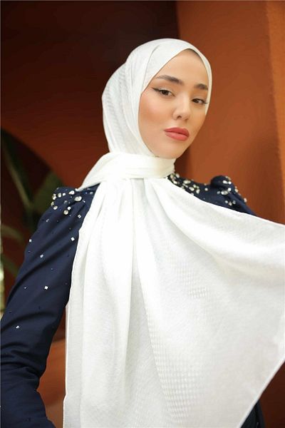 Silk Home Twinkle Shawl Model 50003-05