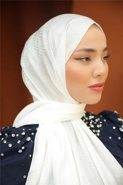 Silk Home Twinkle Shawl Model 50003-05