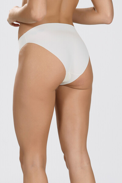 NBB Ecru Invisible Seamless Panties