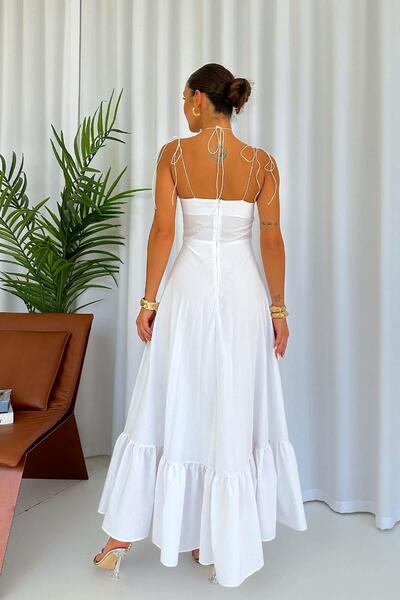 Mine Tan Butik Λευκό κινούμενο φόρεμα - Λεπτομέρεια δεμένο στους ώμους και φούστα με λαβή στο στήθος