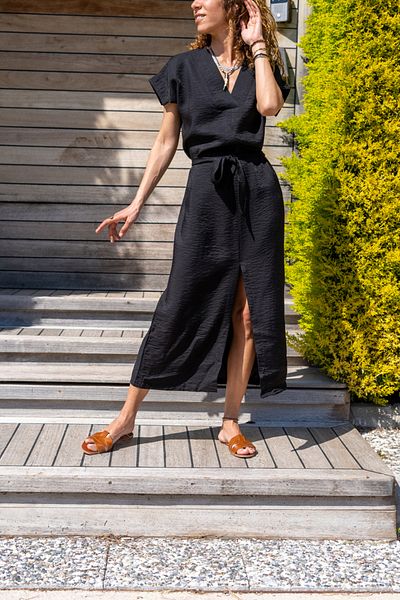 Güneşkızı Rochie lungă cu centură cu centură în față neagră pentru femei Bst3221
