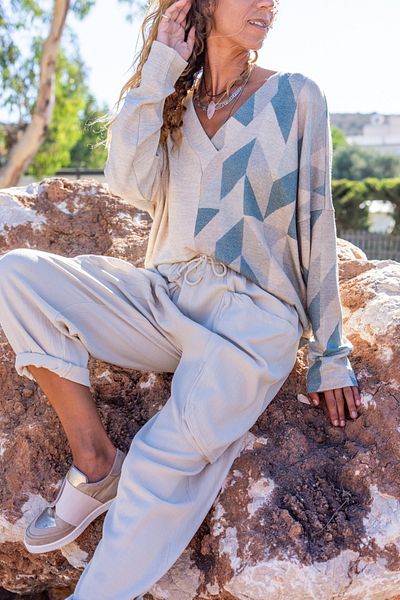 Güneşkızı Women's Petrol Green-Beige V-Neck Color Block Soft Textured Loose Blouse Bst3481