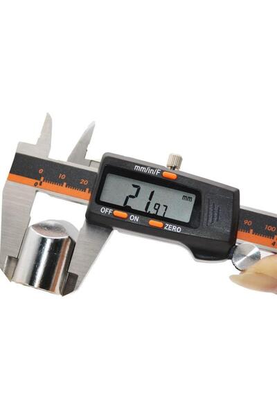 Schulzz 150 X 0,01mm Paslanmaz Çelik Gövdeli Dijital Büyük Ekranlı Kumpas