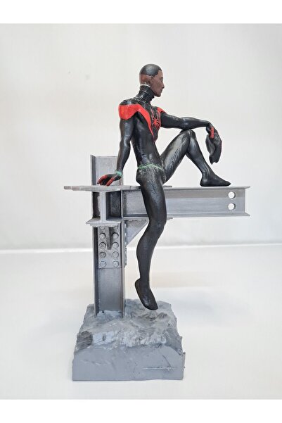 Genel Markalar Örümcek Adam(MİLES MORALES) Figürü (28 CM)