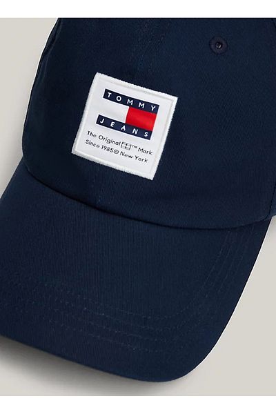 Tommy Jeans Men's Blue Hat - Am0Am12016C1G Model