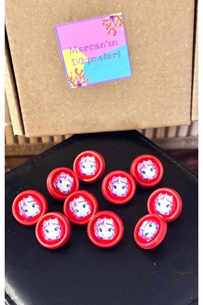 ODDA TASARIM ATÖLYESİ Unicorn pattern drop enameled red baby button