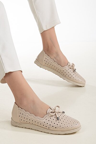 MİSS ZÜLÜF راقصة الباليه النسائية