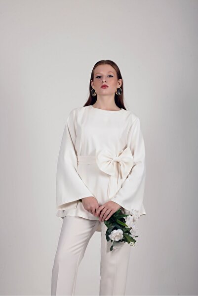 BUSRAORHAN Peplum kesim fiyonklu bluz