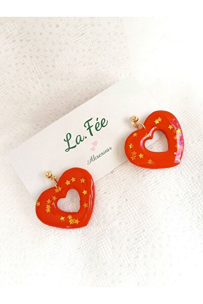 La fee aksesuar أقراط مصنوعة يدويًا من طين البوليمر بتفاصيل قلب أحمر