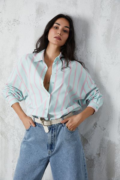 minaaise Cămașă oversize cu dungi dublă Mint 27070