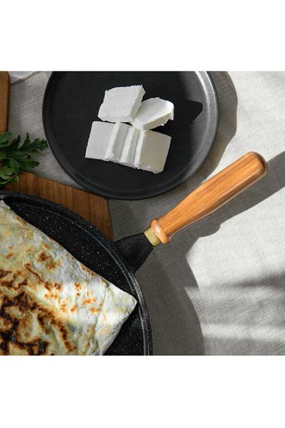 Nehir Casting Flatbread - Comfortable Cutting