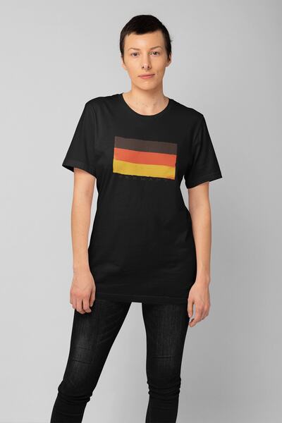 ErTaPassage Femeie cu model steag german negru tricou - T429435