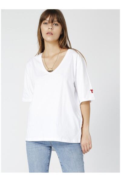 Fabrika Beyaz Kadın V Yaka Oversize T-Shirt TALITA