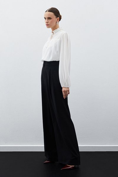 Sateen Casual Blouse with Accessory Detail - Ecru