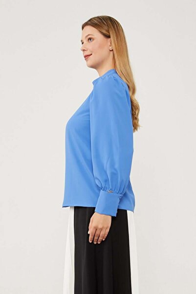 Levidor Шифонова блузка - з вишивкою на плечах