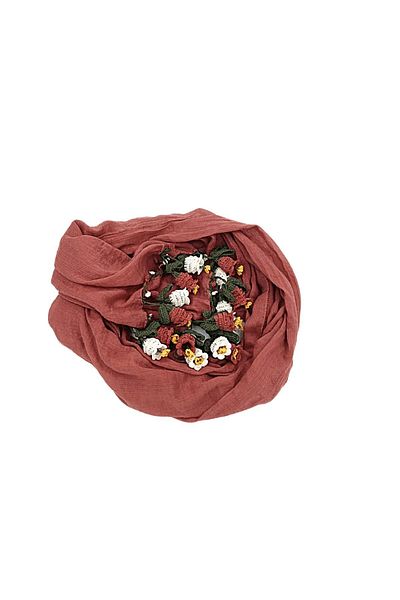 GÖNENKADIN Cotton Red Crochet Embroidered Scarf