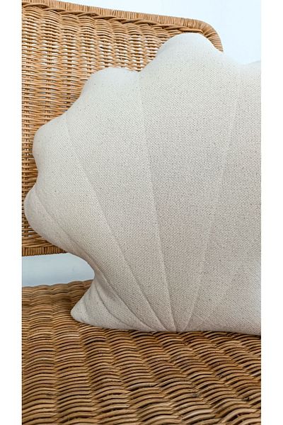 O&G Collection Oyster 100% Cotton Ecru Decorative Throw Pillow / Home Decoration / Pillow / Summer / Beach / Sea