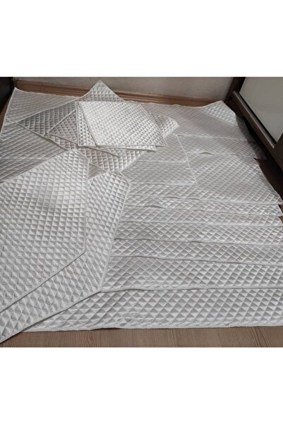 Evsay Dolap Içi Kapitone Güpürsüz 4kenarı Overloklu Raf Örtüsü En 50cm Boy 10...