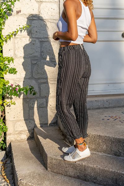 Güneşkızı Pantaloni casual cu dungi alb-negru cu talie elastică pentru femei Bst3277