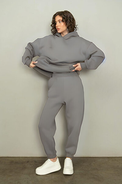 BayBayan Γυναικείο σετ φόρμας σε γκρι χρώμα με 3 κλωστές, τσέπες καγκουρό, χα...