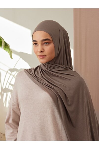 Femple Modest Πρακτικό Premium Jersey Shawl |   Χρώμα: Desert Dust |   Μέγεθος: Ενήλικας |   Ραμμένο στο πηγούνι |   Στιγμιαίο Χιτζάμπ