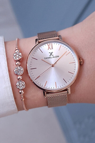 Daniel Klein سوار من الفولاذ المقاوم للصدأ مقاس 35 مم باللون الذهبي الوردي - ساعة يد نسائية مقاومة للماء 3 ATM، هدية سوار مرصع بالأحجار