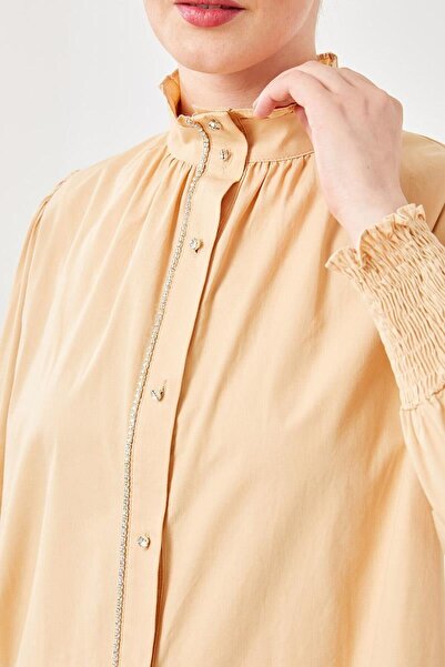Levidor Beige Stone Embroidered Pfote Elastic Shirt