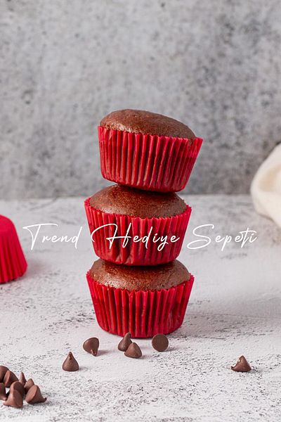 Trend Hediye Sepeti Red Mini Chocolate Takribi - 200 Pieces, 30x20 Mm, Muffin Cake and Turkish Delight Paper