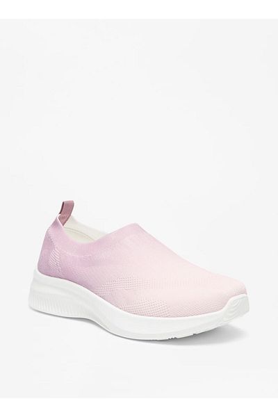 Oaklan by Shoexpress حذاء مشي سهل الارتداء ومزخرف