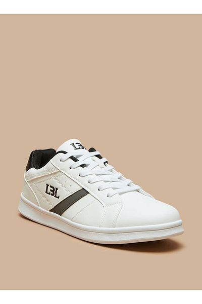 LBL by Shoexpress حذاء رياضي مزود برباط للإغلاق