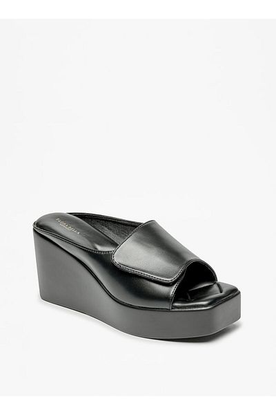 Flora Bella by Shoexpress Solid Slip-On Flatform Heels Sandals