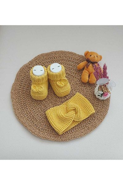 BEGİN Yellow Newborn Gift Baby Hand Knitted and Acrylic Wool Slippers Booties Bandana Set for 0-12 Months Birthday Anni