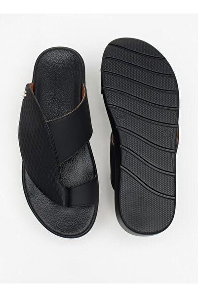 LBL by Shoexpress Men's Textured Slip-On Arabic Sandals