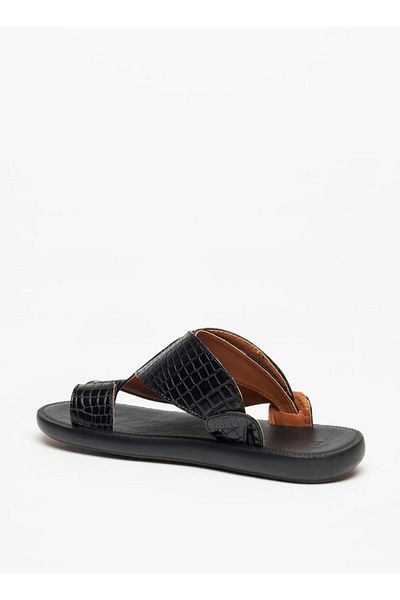 LBL by Shoexpress Men's Buckle Accent Textured Slip-On Arabic Sandals
