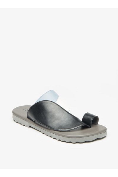LBL by Shoexpress Men's Panelled Slip-on Arabic Sandals