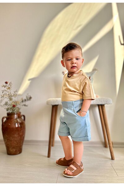 favorimkids Summer Top and Bottom Set (T-Shirt and Shorts)