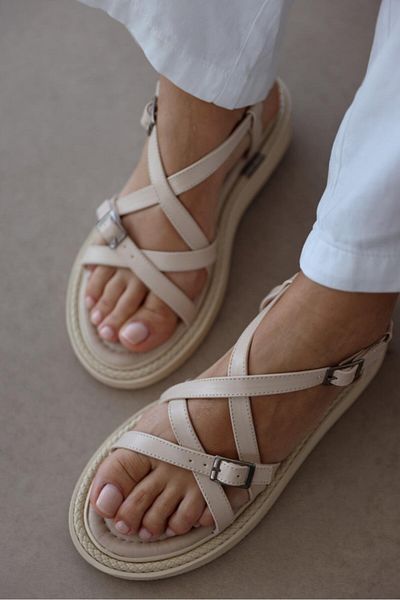 StWenn Γυναικεία σανδάλια Queen White - Cross Strap Λεπτομέρεια