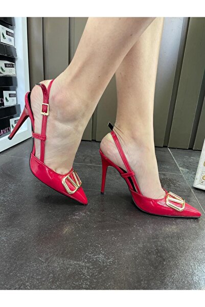 Abacca Kadın Gold Toka Detaylı Rugan Sivri Burun Stiletto