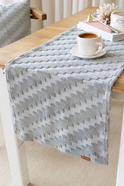 HAMUR Punch Washable Zigzag Gray Tableware and Table Runner - for Living Room and Kitchen