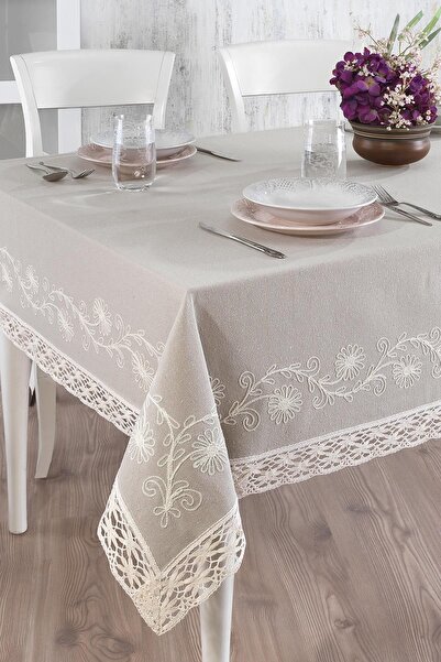 ÖDEL HOME Lacy Yarn Embroidered Table Cloth