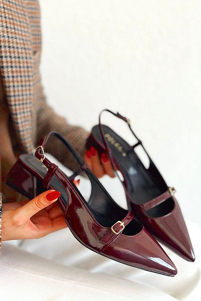 POLKA STORE Simple Pointed Toe Single Strap Buckle Patent Leather Block Heeled Women's Shoes