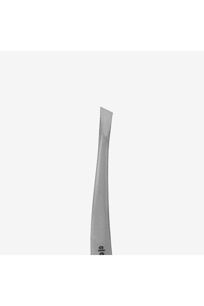 STALEKS CLASSIC 13 TYPE 3 - Wide Trapezoid Edge Eyebrow Tweezers