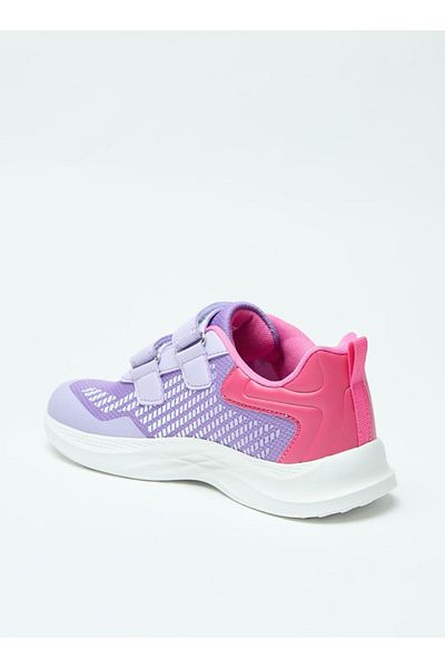 Oaklan by Shoexpress Colourblock Sports Shoes with Hook and Loop Closure
