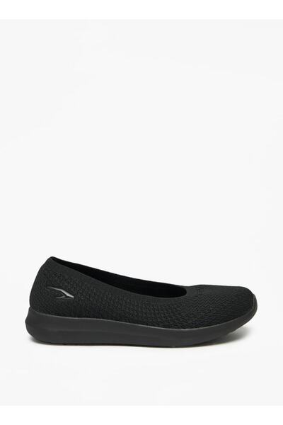 Dash Textured Slip-On Sports Shoes