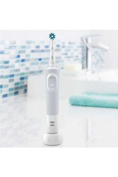 Oral-B Oral B Vitality Cross Action Rechargeable Toothbrush, Pulsating after 2min, Healthier gum D100.413.1