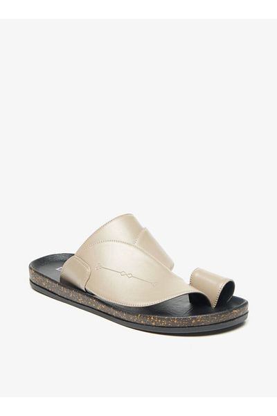 LBL by Shoexpress Solid Slip-On Arabic Sandals with Toe Loop