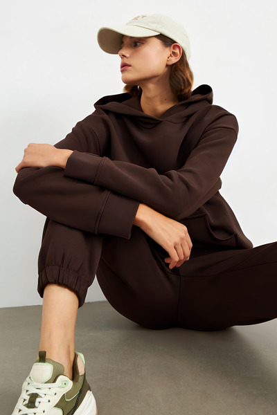 BayBayan Γυναικείο καφέ σετ αθλητικής φόρμας jogger με 3 κλωστές και ψηλή μέσ...