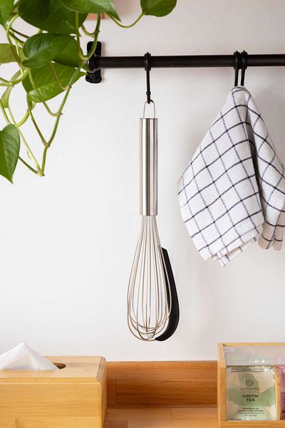 FH finehome Scala Steel Whisk with Silicone Stripping Apparatus