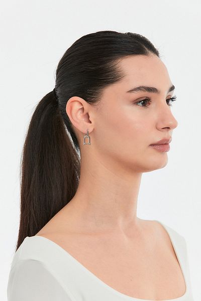 Fulla Moda Earring Hook Clip